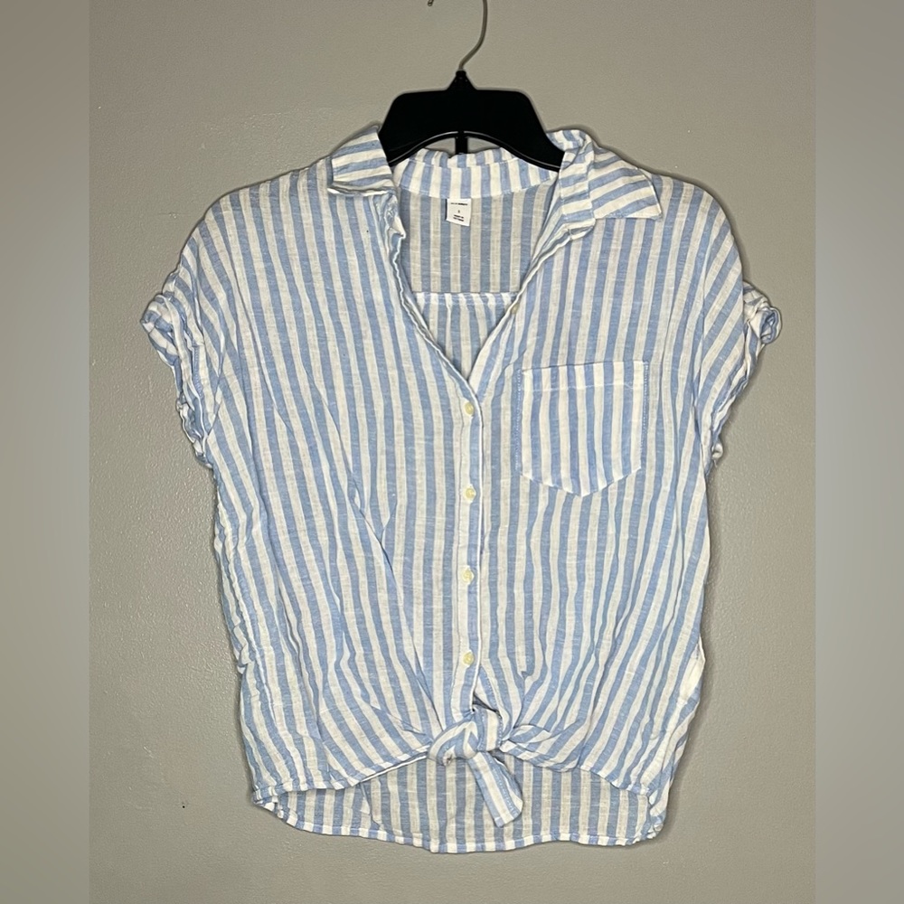 Old Navy - Women's Blue and White Top